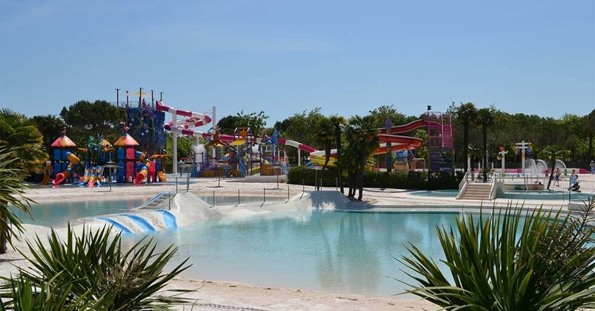 Een foto van het zwembad bij Camping Union Lido