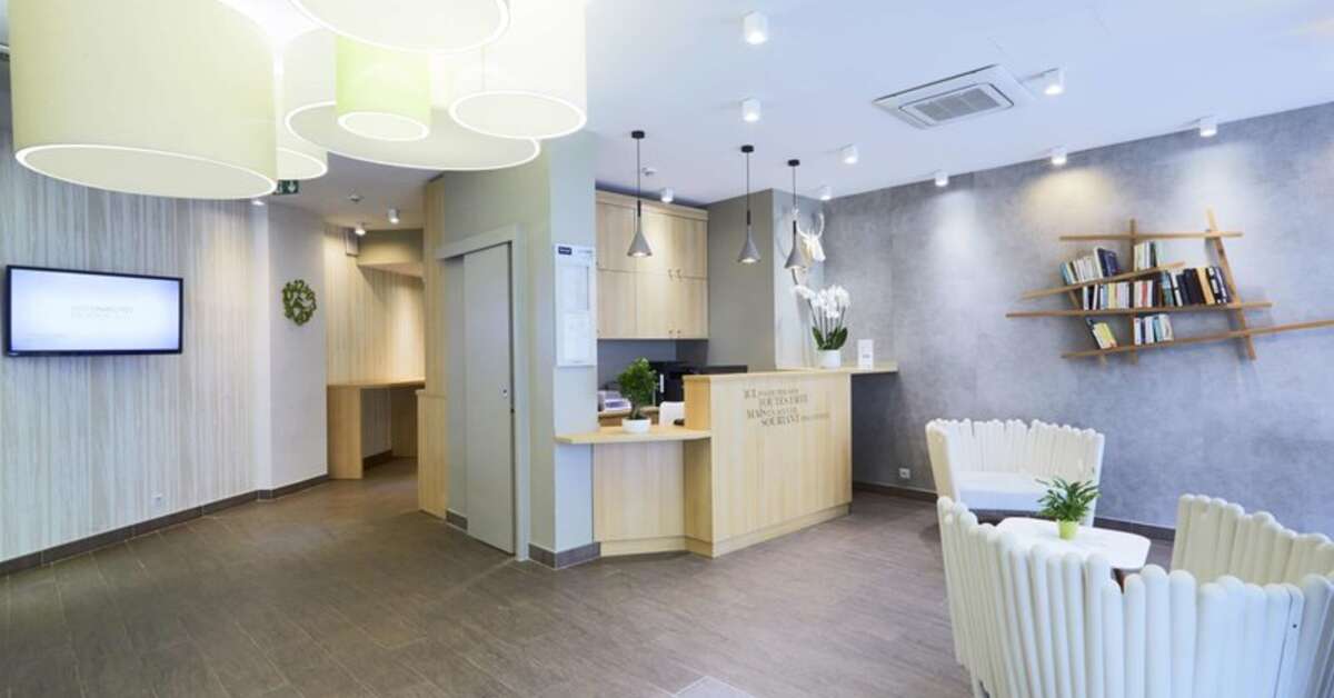 Een foto van de faciliteiten bij Hotel Kyriad Paris Montmartre