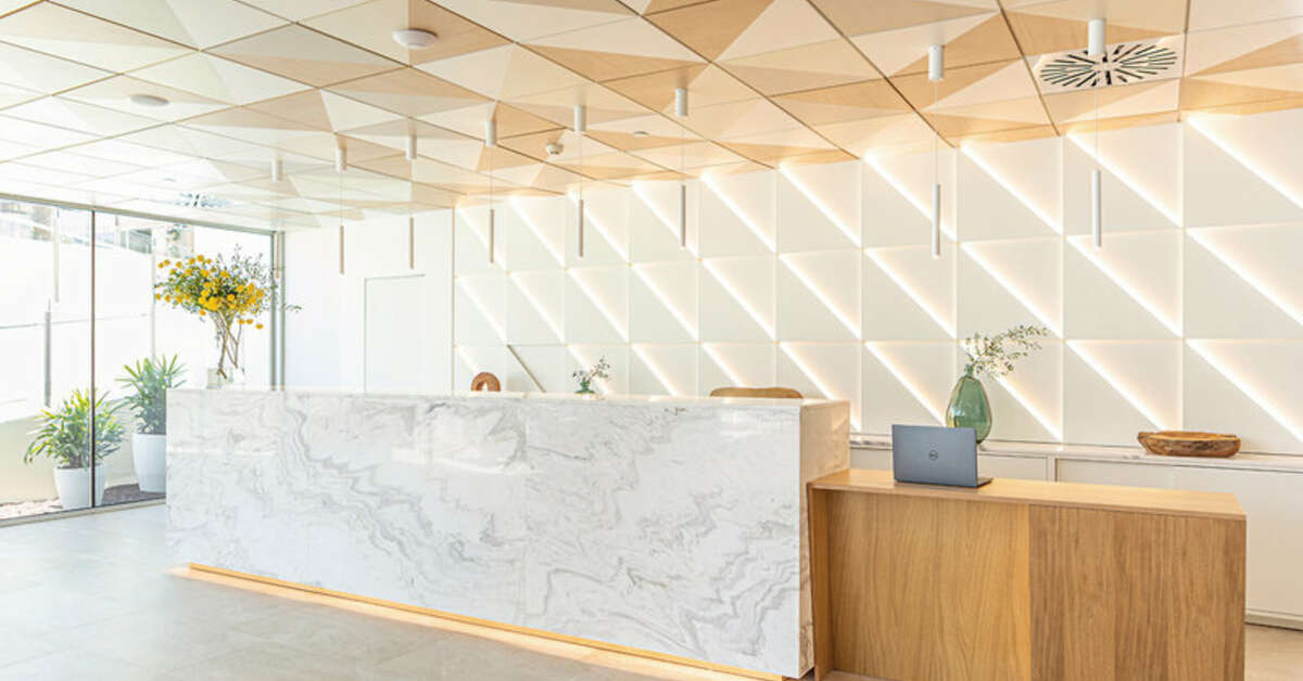 Een foto van het interieur van JS Portocolom Suites