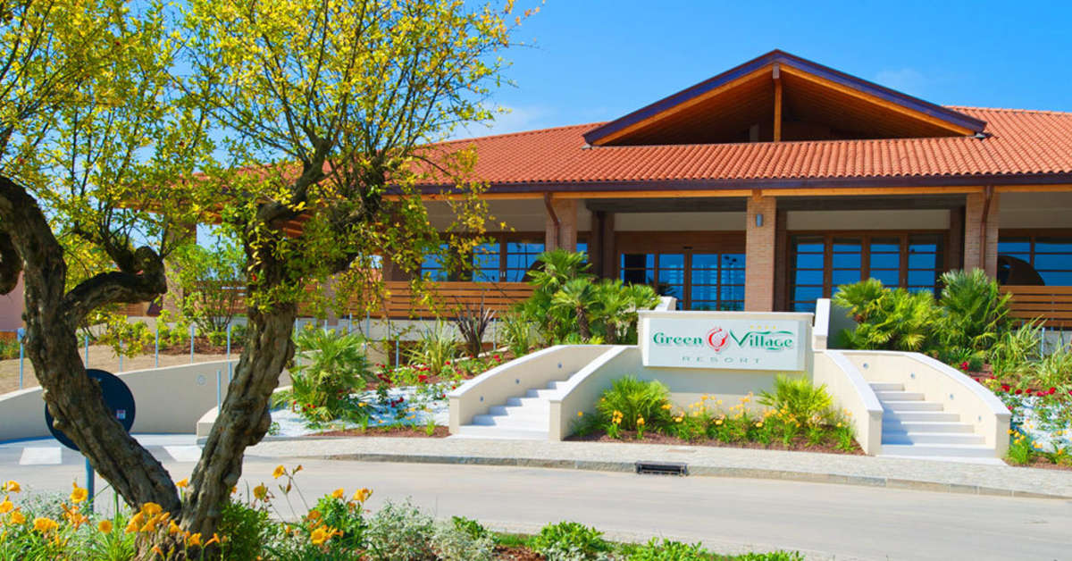 Een foto van de buitenkant van Green Village Resort