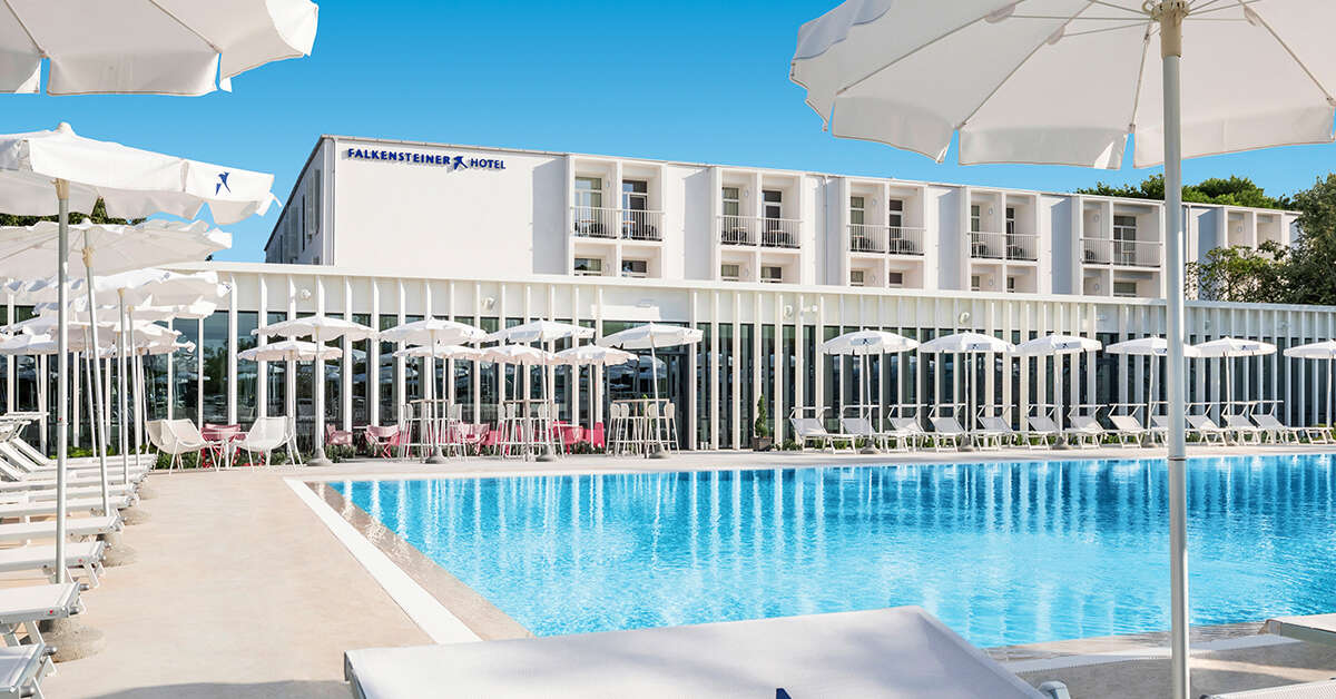 Een foto van het zwembad bij Falkensteiner Hotel Park Punat