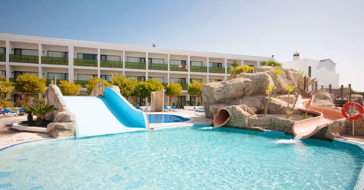 Een foto van het zwembad bij Blue Sea Costa Bastian