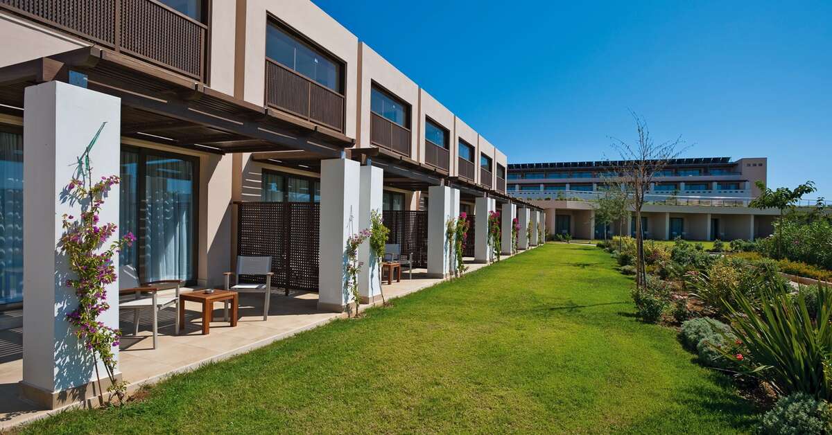 Een foto van het terras bij Giannoulis Cavo Spada Luxury Sports & Leisure Resort & Spa