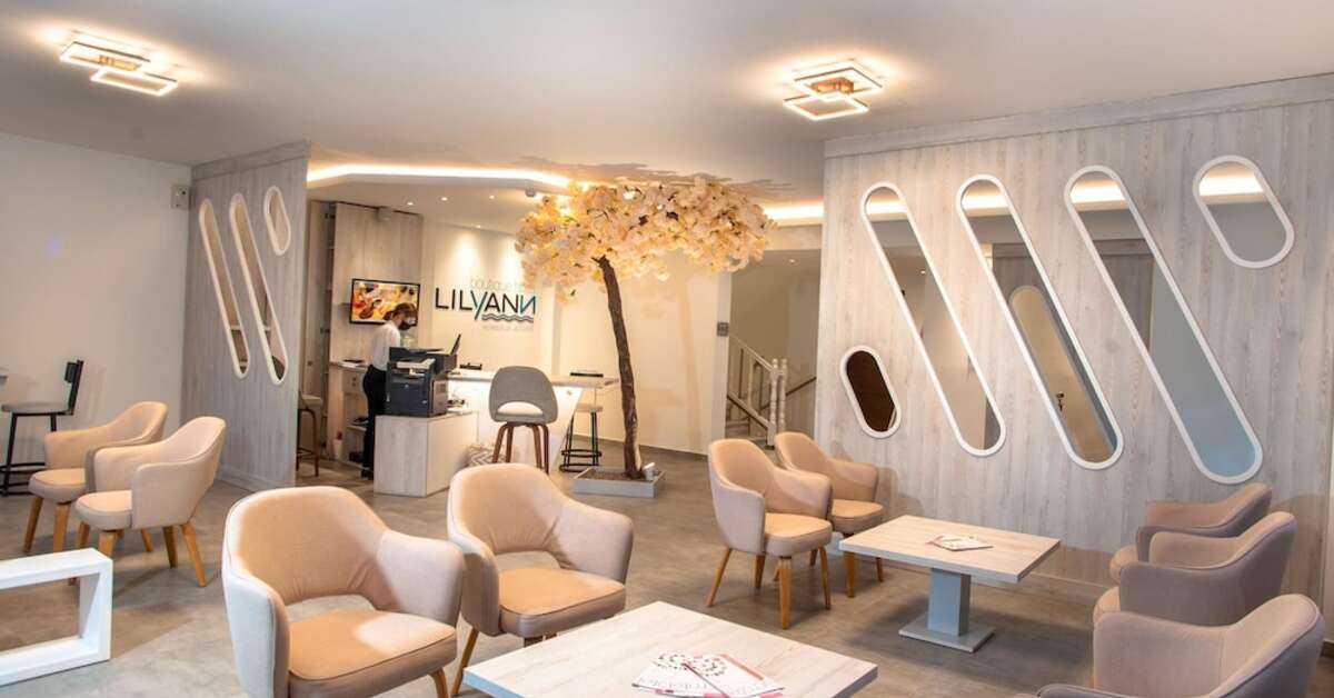 Een foto van het interieur van Acrotel Lily Ann Boutique Hotel