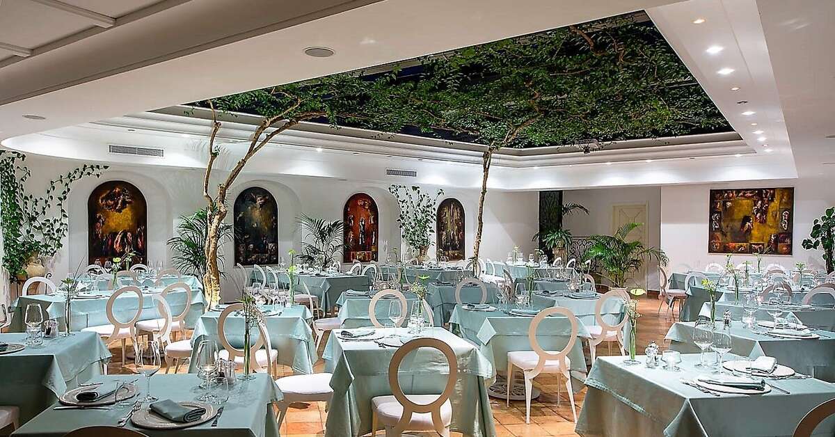 Een foto van het terras bij Hotel Villa Romana