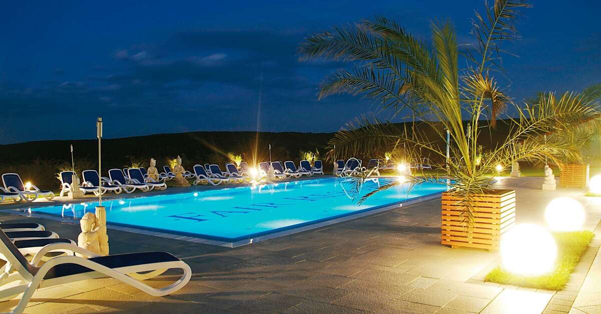 Een foto van het zwembad bij Fair Resort Spa