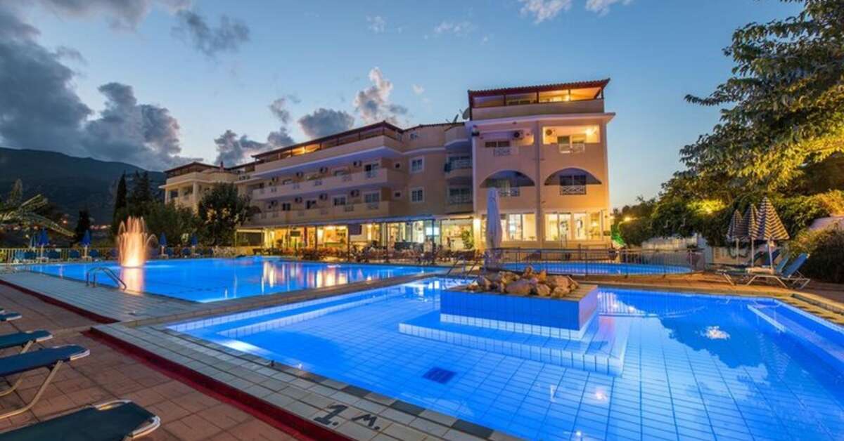 Een foto van Koukounaria Hotel & Suites