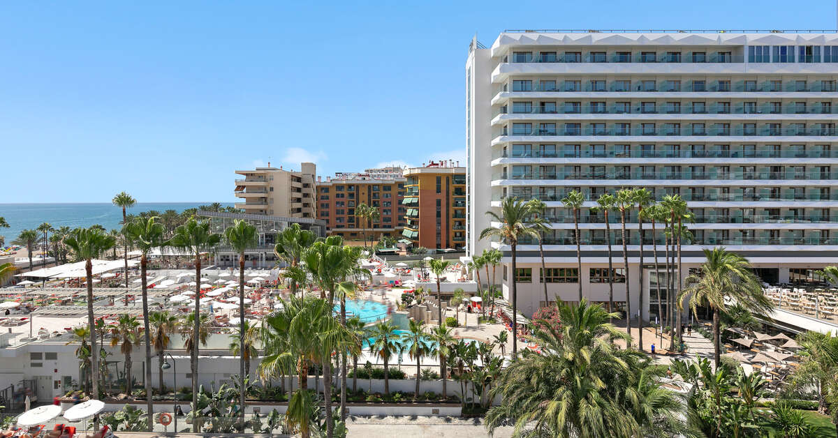 Een foto van de buitenkant van Sol Torremolinos Don Pablo