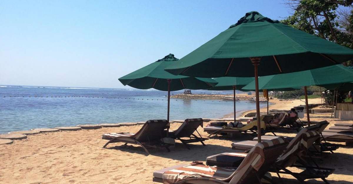 Een foto van het strand bij Novotel Bali Benoa