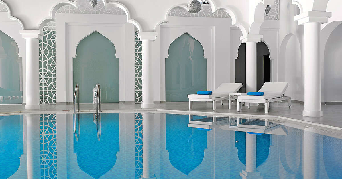 Een foto van het zwembad bij Anemos Luxury Grand Resort