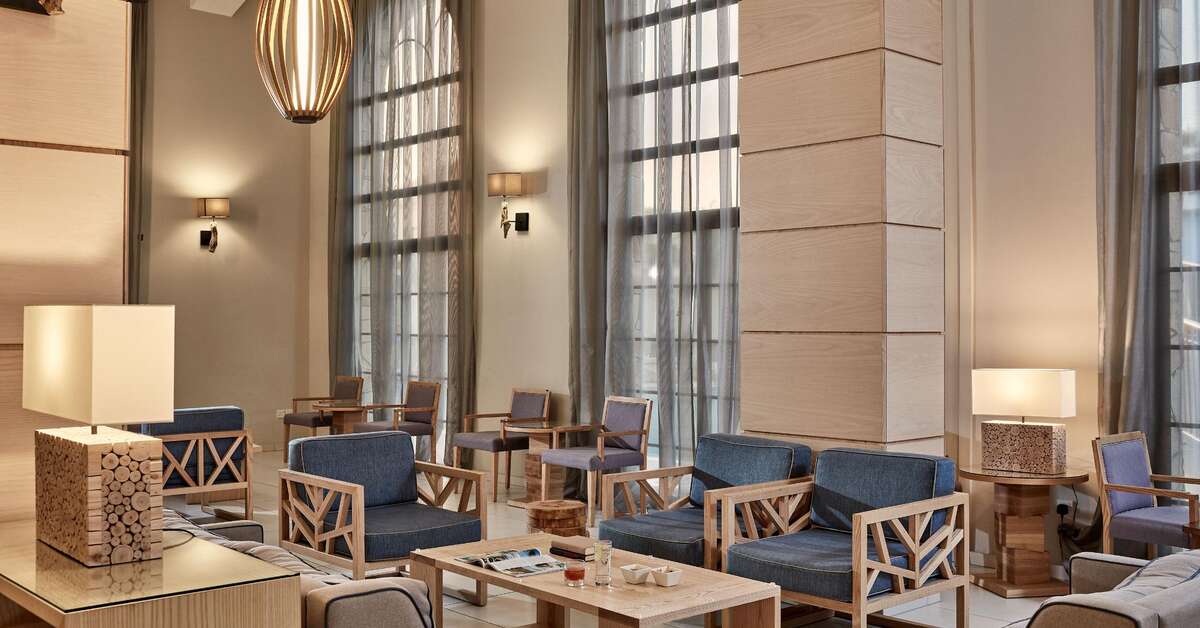 Een foto van het interieur van TUI Blue Atlantica Aeneas Resort