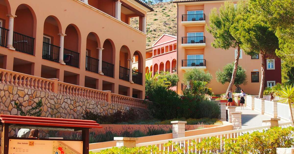 Ein Foto von der Außenansicht des Hotel Bordoy Don Antonio
