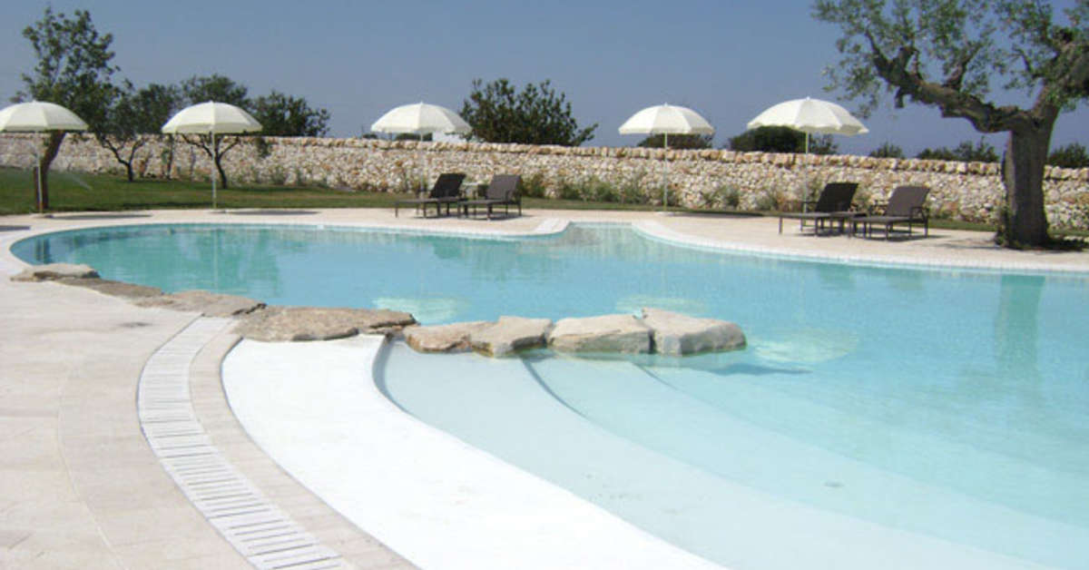 Een foto van het zwembad bij Borgobianco Resort & Spa