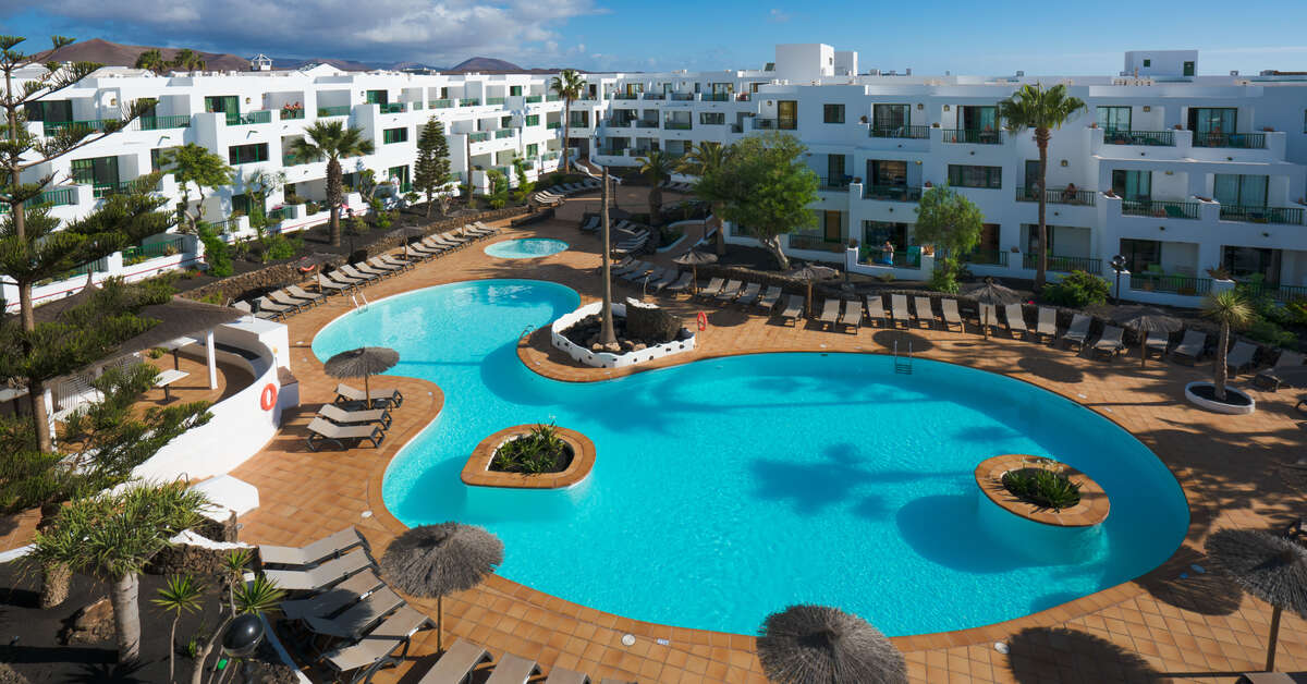 Een foto van het zwembad bij Galeon Playa Appartementen