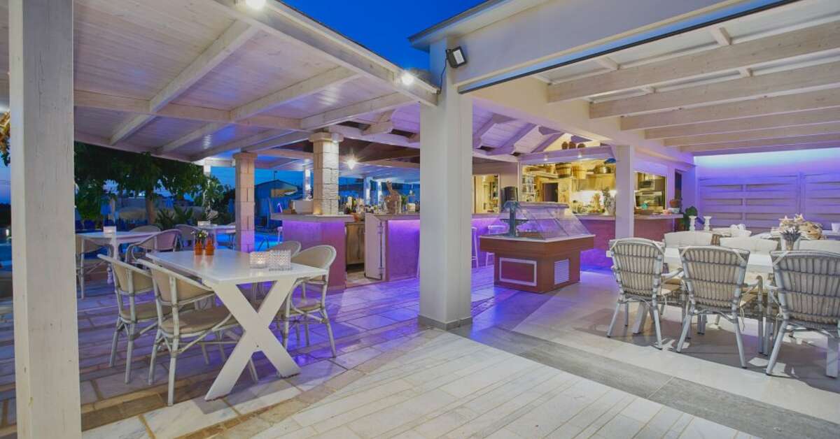 Ein Foto von den Einrichtungen im Golden Bay Hotel