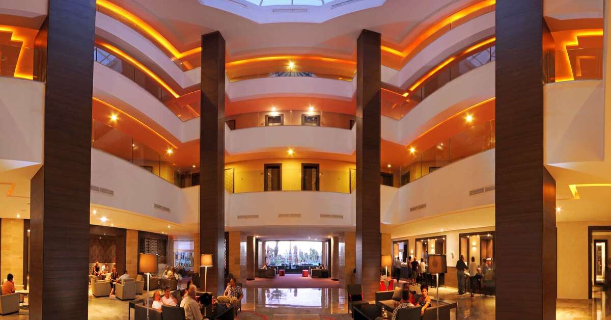 Een foto van het interieur van Hotel Rosa Beach Thalasso & Spa
