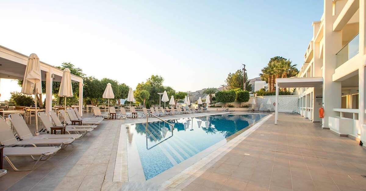 Een foto van het zwembad bij Lindos White Hotel & Suites