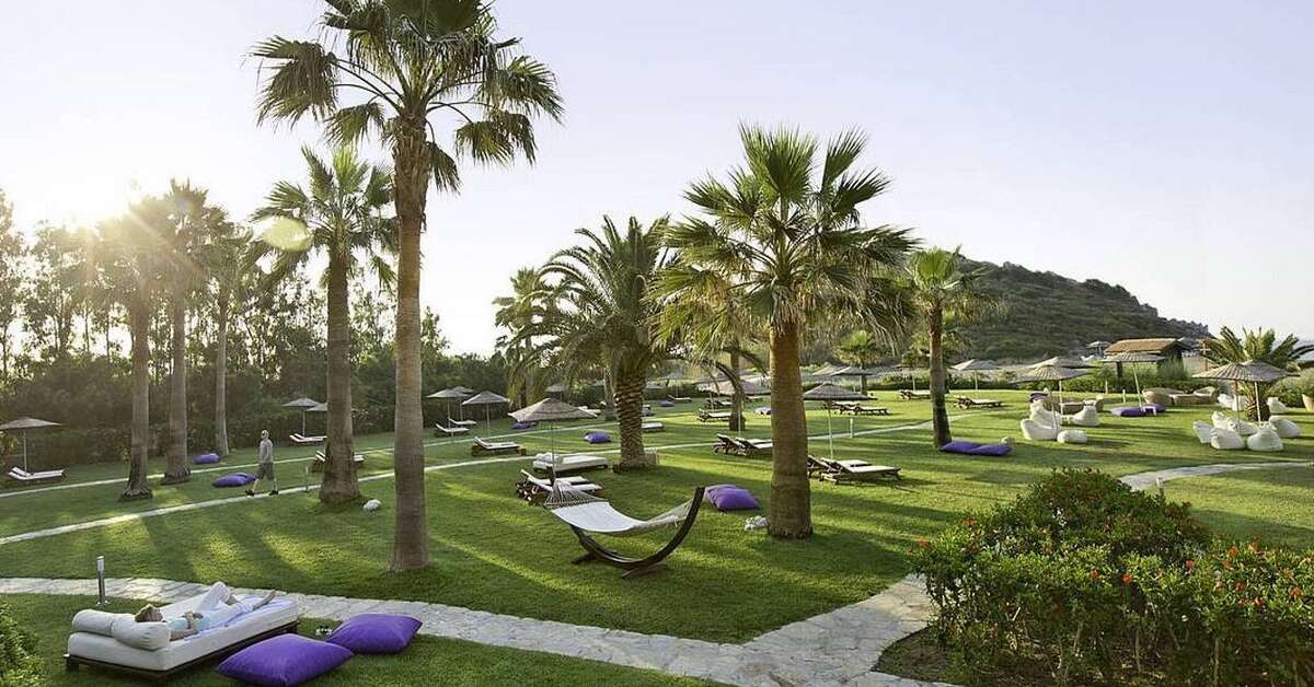 Een foto van het terras bij Robinson Club Sarigerme Park