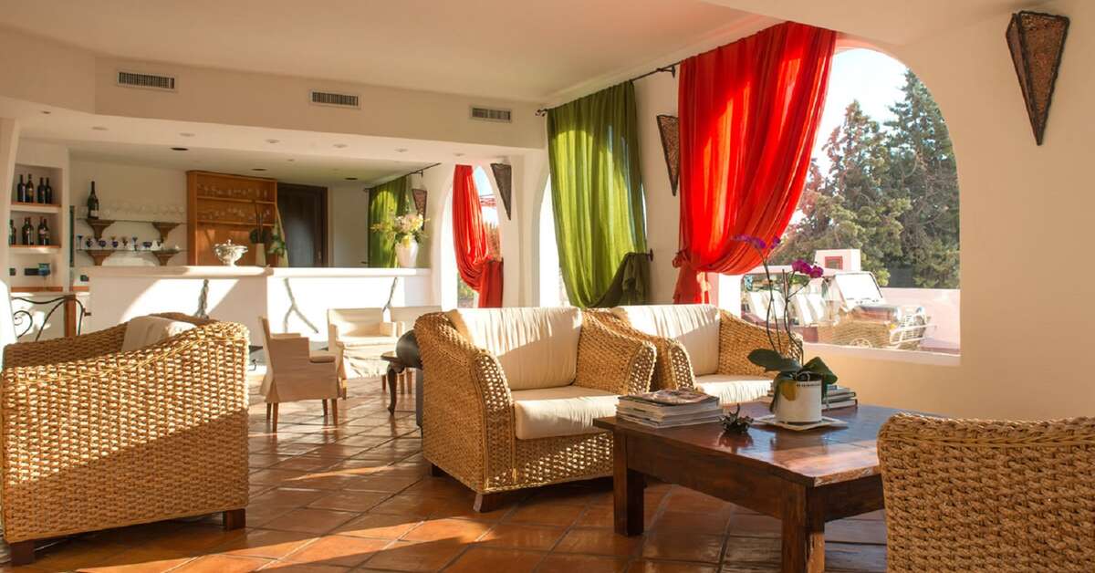 Een foto van het interieur van Hotel Ollastu
