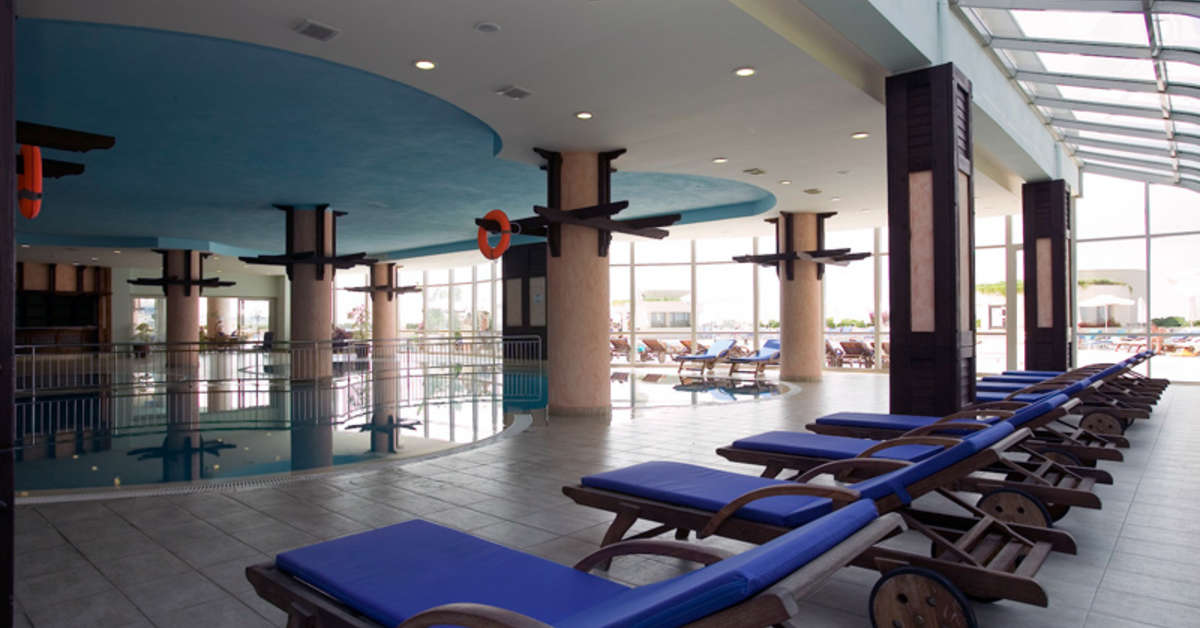 Een foto van het zwembad bij Melas Resort Hotel
