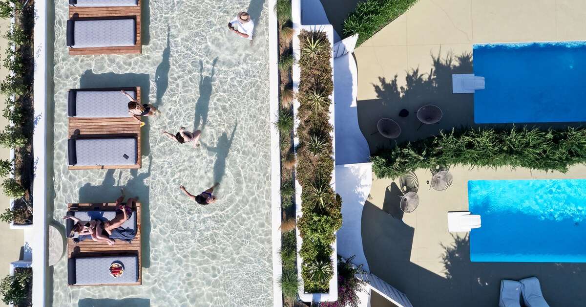 Een foto van Naxian Utopia