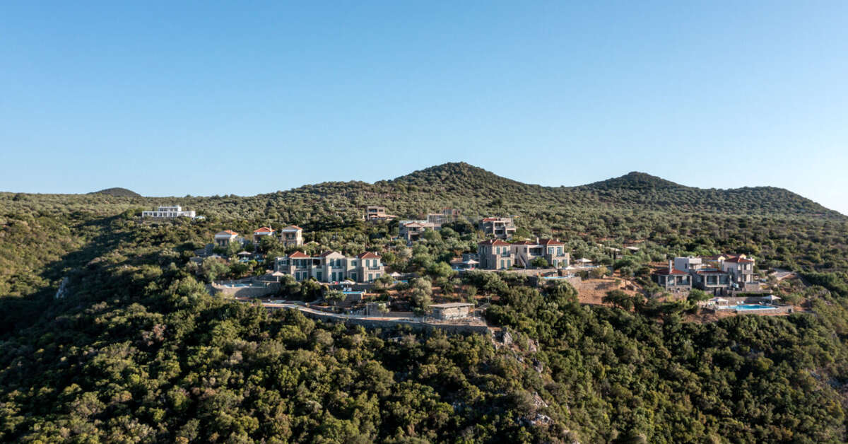 Een foto van de buitenkant van Searocks Exclusive Villas Resort Messinia