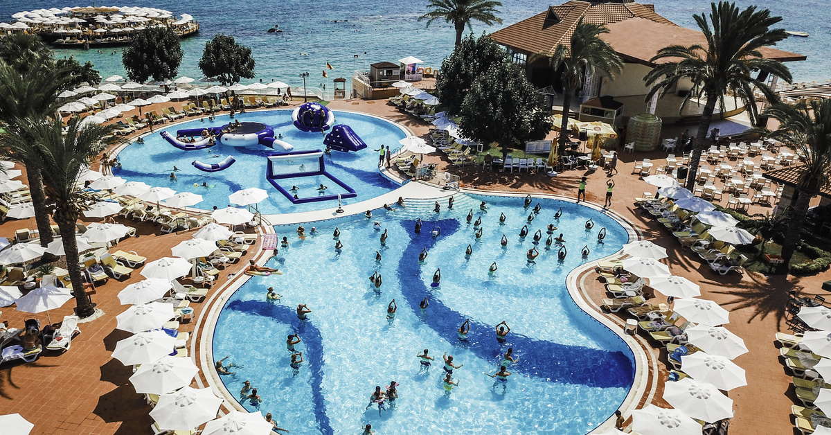 Een foto van het zwembad bij Salamis Bay Conti Resort