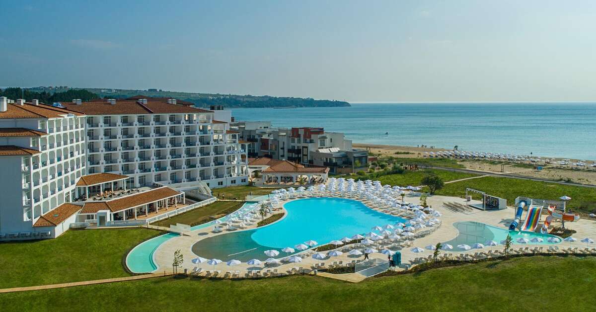 Ein Foto vom Pool im Sunrise Blue Magic Resort