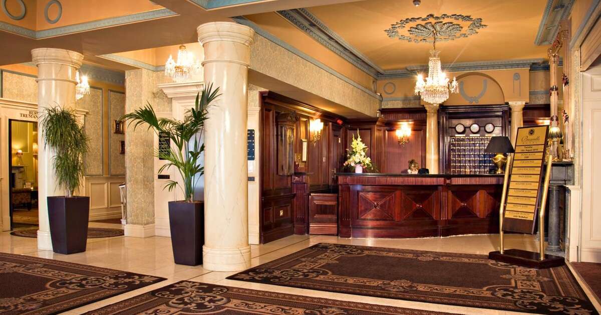 Een foto van Buswells Hotel