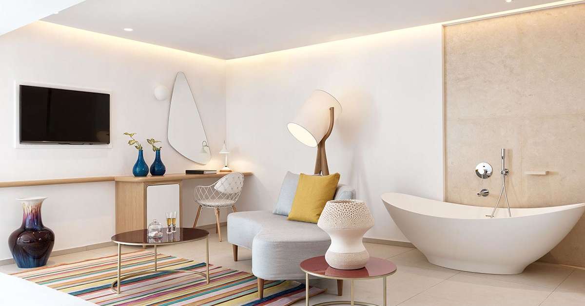 Een foto van het interieur van Myconian Kyma Design Hotel