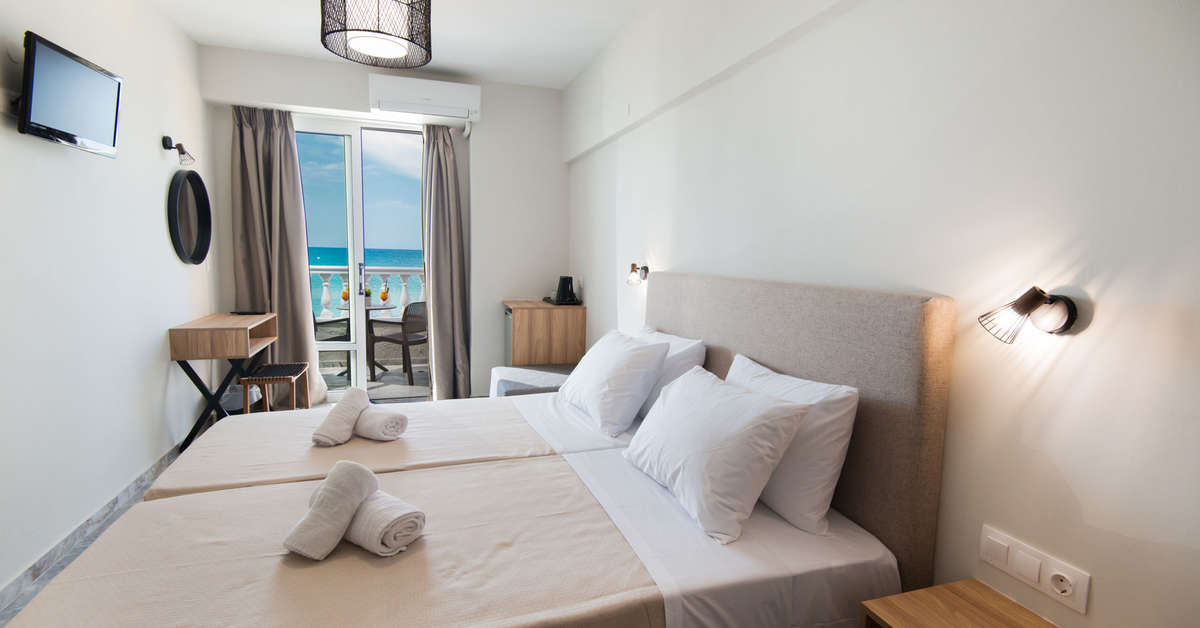 Een foto van een overzicht van Birais Beach Studios