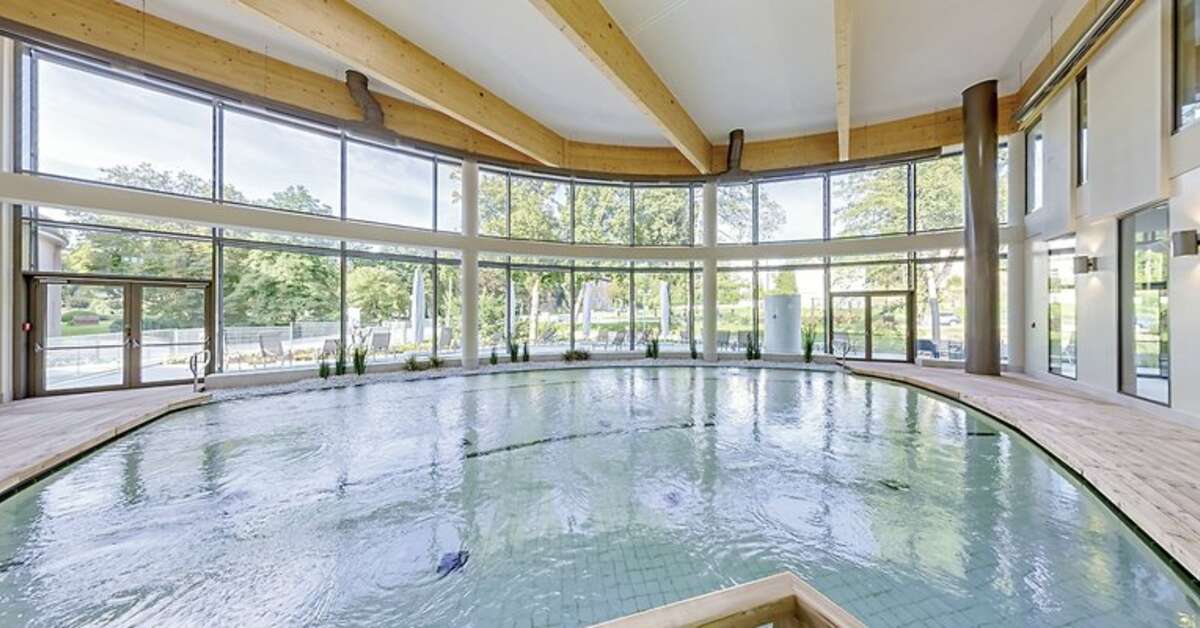 Een foto van het zwembad bij Hotel Konig Albert