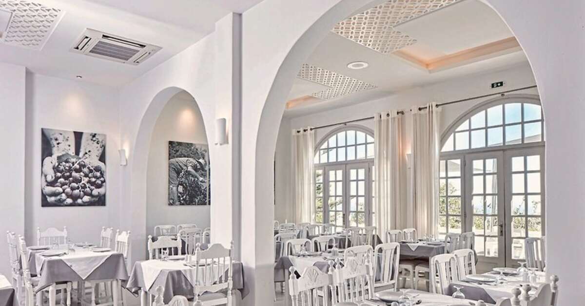 Een foto van Santorini Palace Hotel