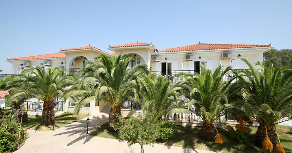 Een foto van de buitenkant van Metaxa Resort Hotel