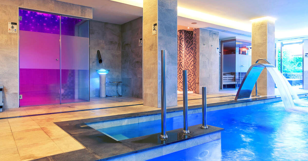 Een foto van het zwembad bij Viva Blue & Spa Aparthotel