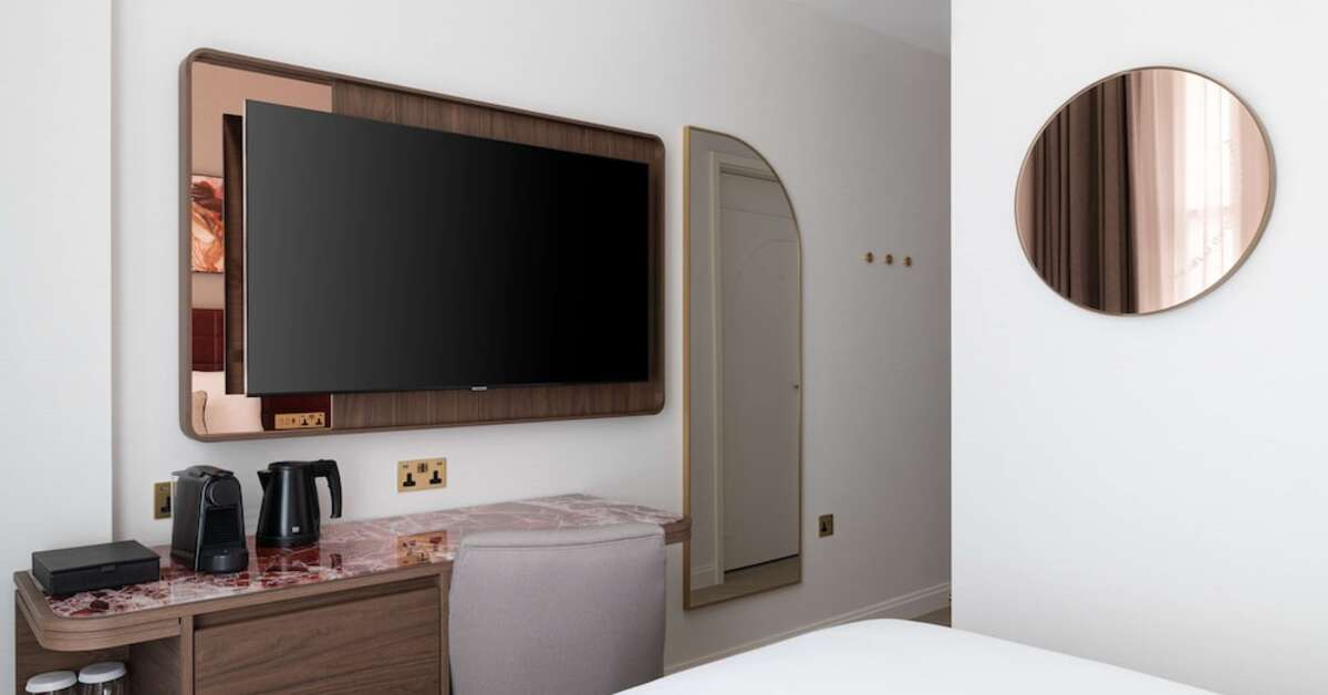 Een foto van Lost Property St. Paul's London Curio Collection by Hilton