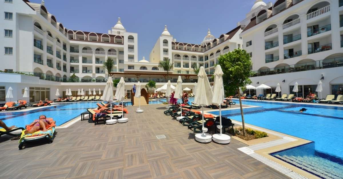 Ein Foto vom Pool im Hotel Side Crown Serenity