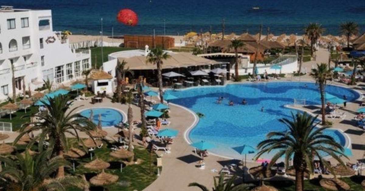 Een foto van het zwembad bij Vincci Nozha Beach & Spa