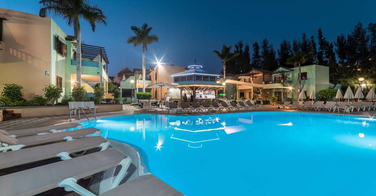 Een foto van het zwembad bij Club Vista Serena