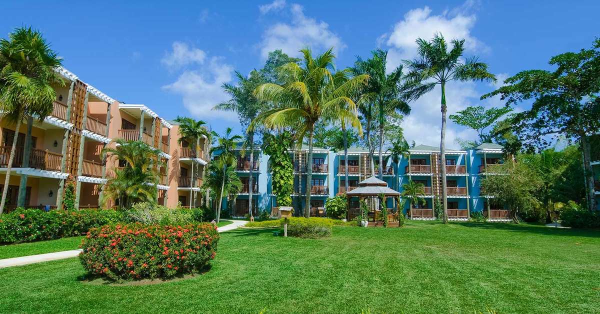 Ein Foto von der Außenansicht des Beaches Negril Resort & Spa