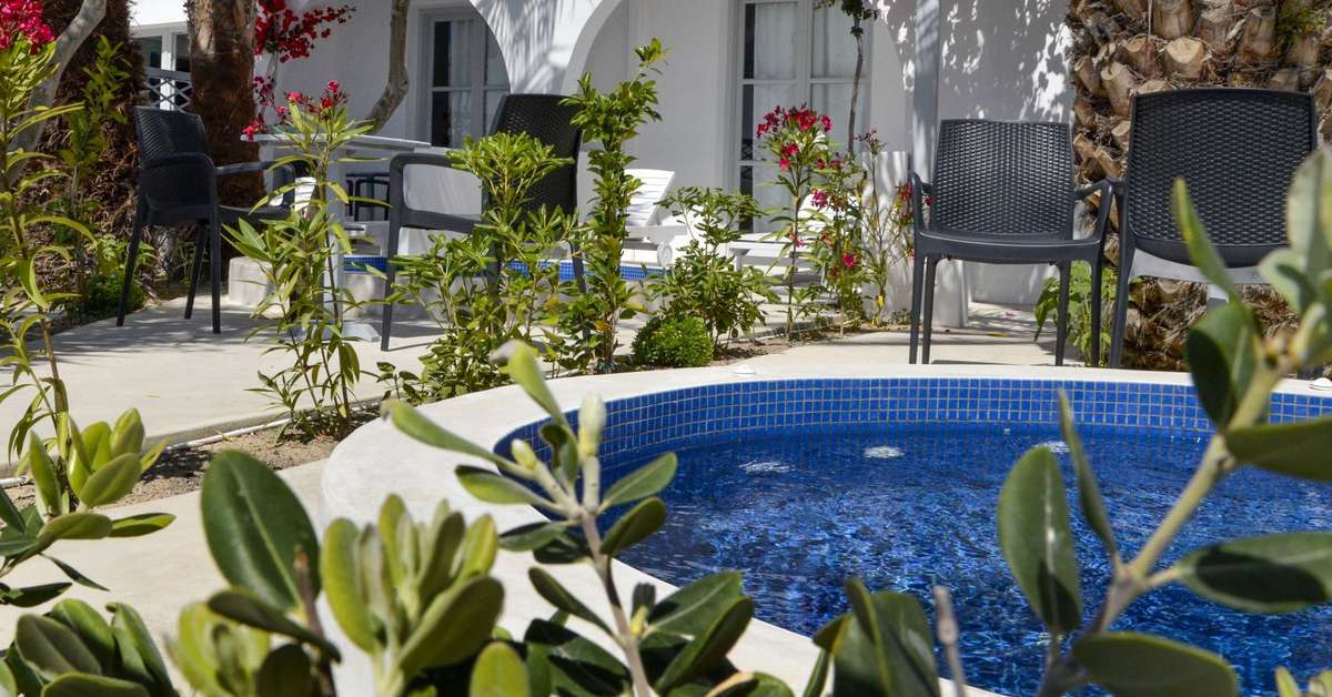 Een foto van het zwembad bij RK Beach Hotel