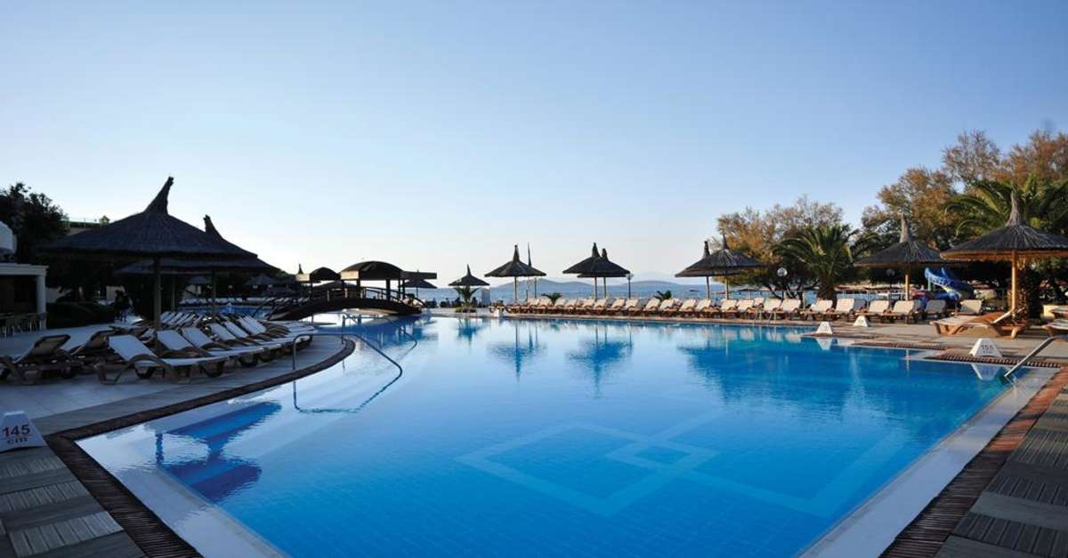 Een foto van het zwembad bij Hotel Samara
