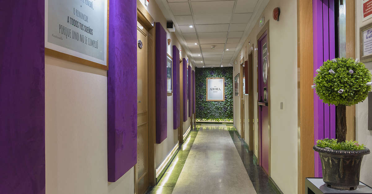 Een foto van het interieur van EraseUnHotel