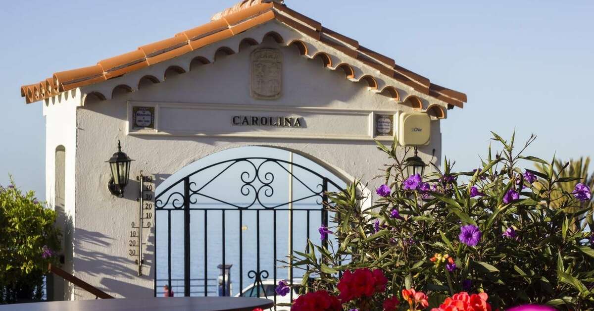 Een foto van de buitenkant van Sunsuites Carolina