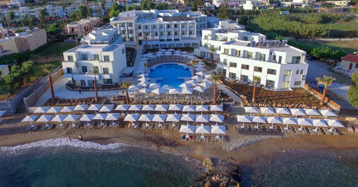 Een foto van de buitenkant van Harmony Rethymno Beach Hotel