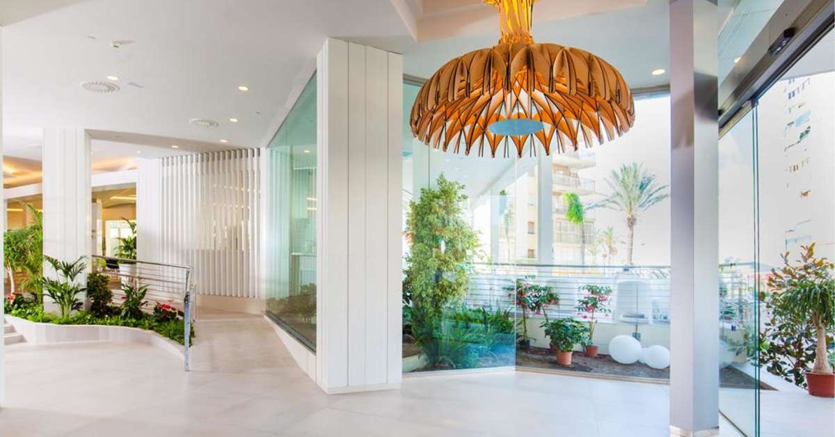 Een foto van het interieur van Port Benidorm Hotel & Spa