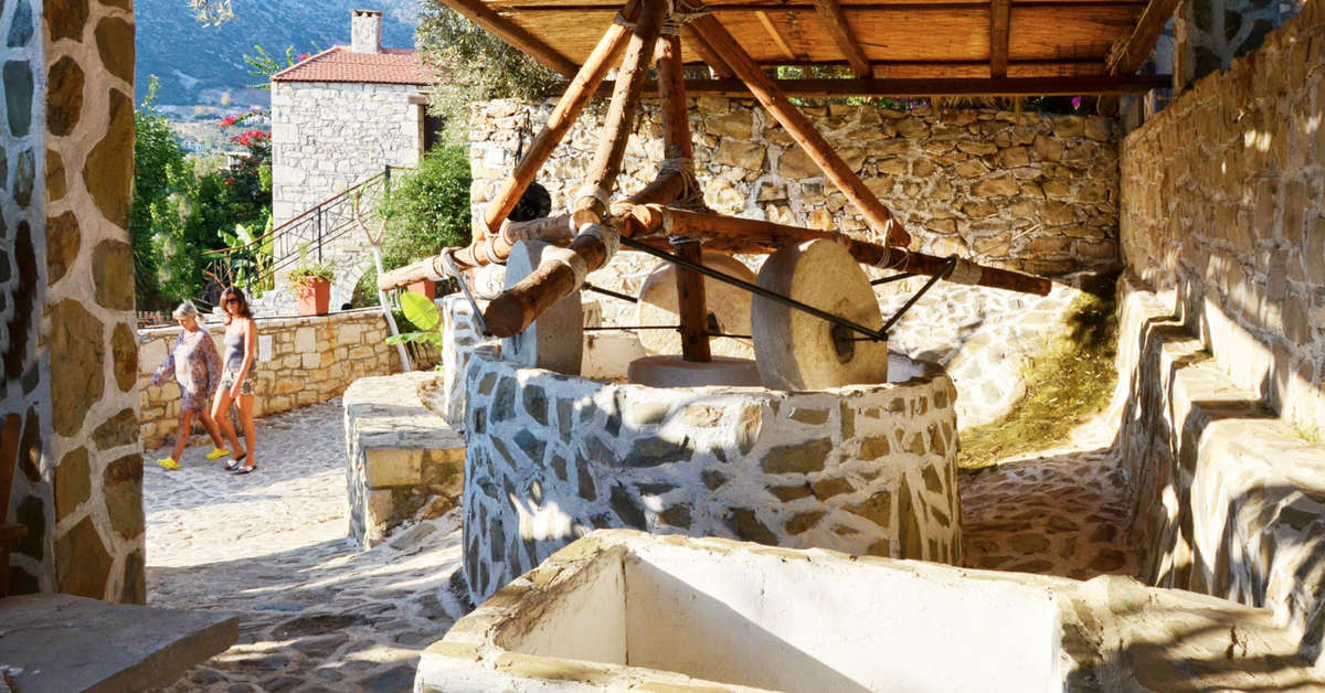 Ein Foto von der Außenansicht des Stone Village Petrino Horio