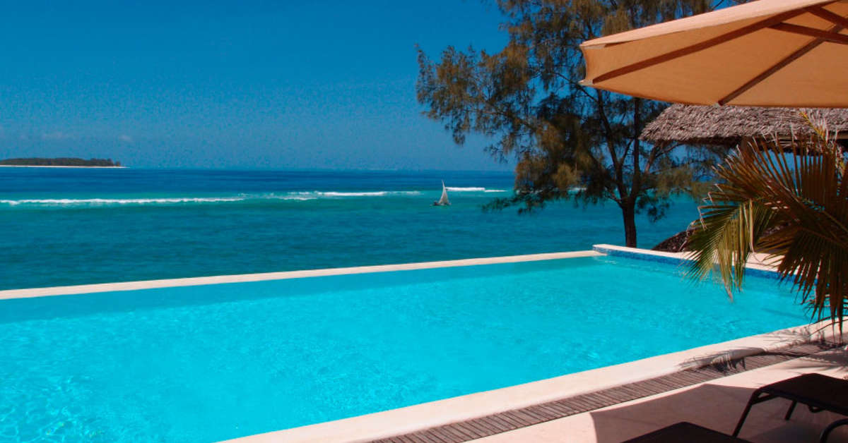 Een foto van het zwembad bij Sunshine Marine Lodge
