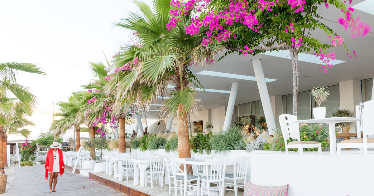 Een foto van de faciliteiten bij Mykonos Dove Beach Hotel