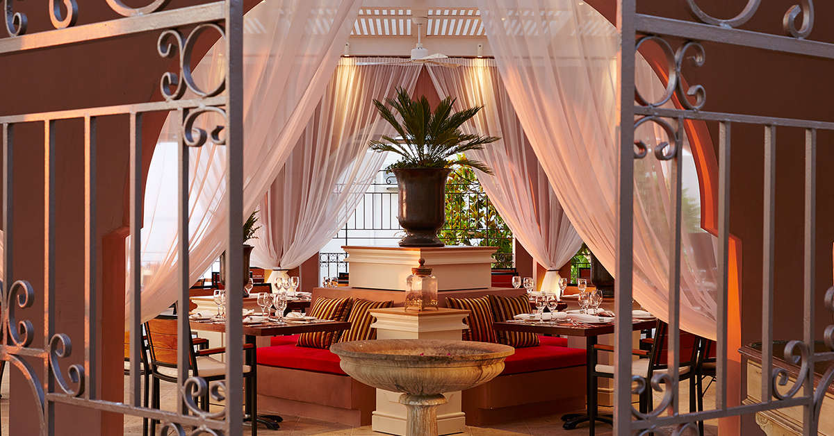 Een foto van het interieur van Marbella Mar-Bella Collection